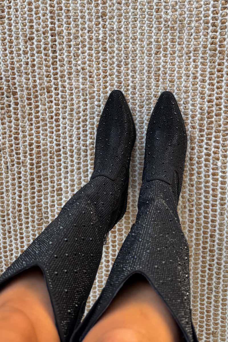 Elegant Glitter Black Boots