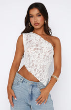 Lena™ | Trendy lace top